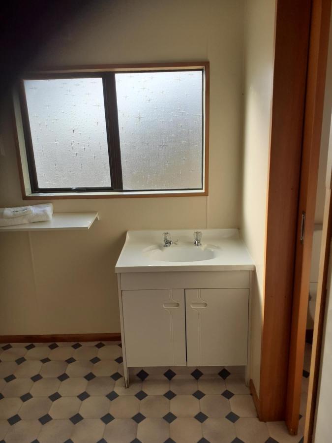 Moeraki Beach Motels Exterior foto